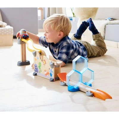 HABA Kullerbu Theme Set - Crash Test - 18 Piece Playset With Convertible Car And Stuntman Steve Ball