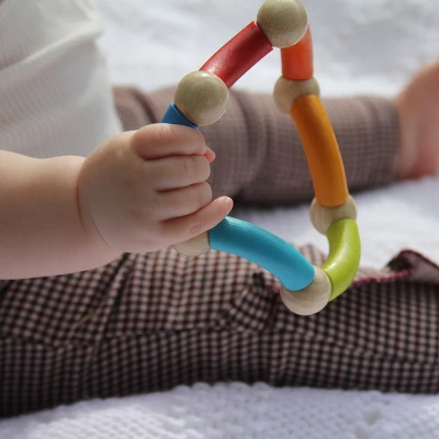 HABA Color Snake Clutching Toy (Made In Germany) - Image 3